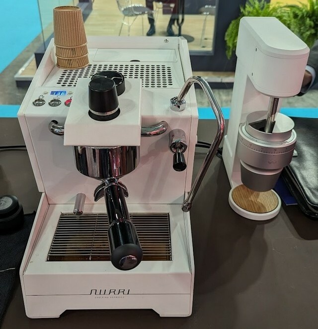 Afbeeldingslocatie: https://tweakers.net/i/nfZLuSzID0SgwFNcVFZdOfH4AoU=/full-fit-in/4920x3264/filters:max_bytes(3145728):no_upscale():strip_icc():fill(white):strip_exif()/f/image/wsIzOkjMmC7d5ys4EJIhvevS.jpg?f=user_large