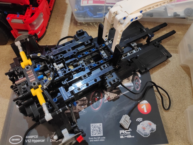 Afbeeldingslocatie: https://tweakers.net/i/nfyZpNufn25vvu4_BrXEG5_BVBo=/800x/filters:strip_icc():strip_exif()/f/image/wcVmBuw5D1hh7KrD4teOBB3N.jpg?f=fotoalbum_large