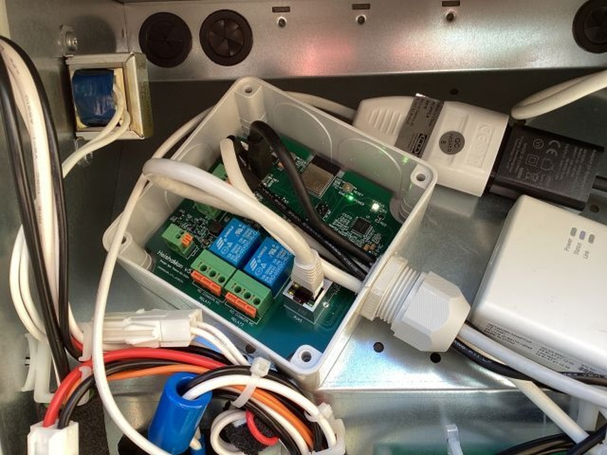 Afbeeldingslocatie: https://tweakers.net/i/niwGVMfQyWex_TLDSW8Pytz1YJA=/full-fit-in/4920x3264/filters:max_bytes(3145728):no_upscale():strip_icc():fill(white):strip_exif()/f/image/m0YHHdZksKaa988IkjAa5rJd.jpg?f=user_large