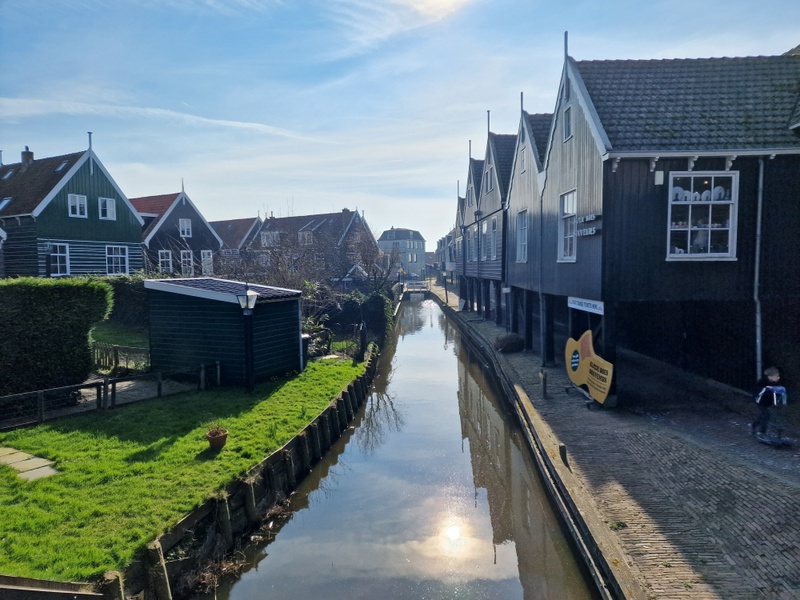 Afbeeldingslocatie: https://tweakers.net/i/nkPJ_H4N-fXWcMPsEHLNkOB5aBA=/800x/filters:strip_icc():strip_exif()/f/image/7gvGOrDNOljANAI8sYKWAUUJ.jpg?f=fotoalbum_large