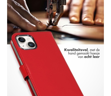 Selencia Echt Lederen Bookcase iPhone 15 - Rood