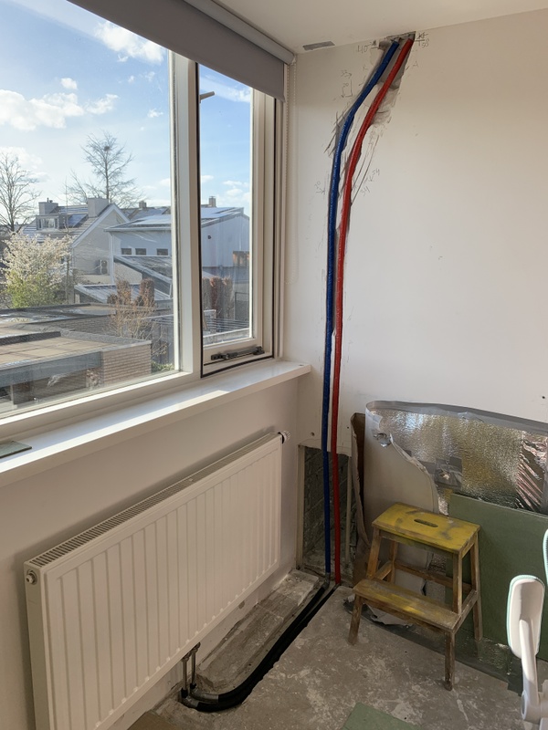 Afbeeldingslocatie: https://tweakers.net/i/noKIQyHEIH-3V0cpmLE7IRCzcF0=/x800/filters:strip_icc():strip_exif()/f/image/6wnli8WKNCVpsppLZ8OkEI3N.jpg?f=fotoalbum_large