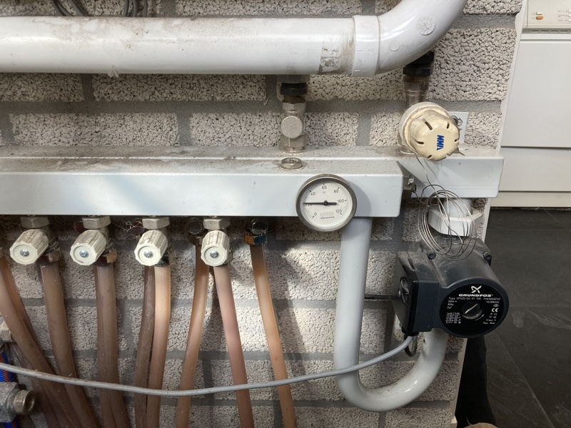 Afbeeldingslocatie: https://tweakers.net/i/noaivvWymspihQT8TExuHIcj5SY=/800x/filters:strip_icc():strip_exif()/f/image/X86emsYrg9cNSNDVSTHb81zW.jpg?f=fotoalbum_large