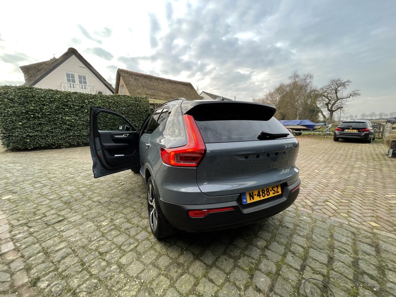 Afbeeldingslocatie: https://tweakers.net/i/npo3nRvRwXKcPmAReSaL74UWpOI=/800x/filters:strip_icc():strip_exif()/f/image/8FwL9MlDLeXB6wemFypqXO0a.jpg?f=fotoalbum_large