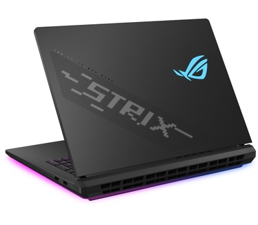 ASUS G835LXG-TQ415W