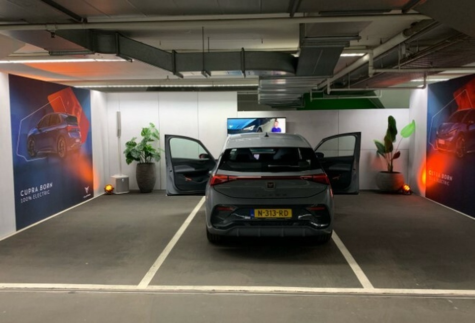 Afbeeldingslocatie: https://tweakers.net/i/nvMR1YAe96dxaVEfYkOoqlkk0_o=/full-fit-in/4920x3264/filters:max_bytes(3145728):no_upscale():strip_icc():fill(white):strip_exif()/f/image/wjRq35ABSY9QFjWlQYXp0LNT.jpg?f=user_large