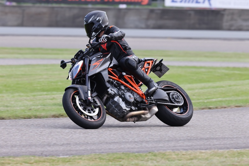 Afbeeldingslocatie: https://tweakers.net/i/nwePPe7ymoH6YzNMJxFMxdqfFdI=/800x/filters:strip_icc():strip_exif()/f/image/3kMutt5nICfJDX12JIjHnRiF.jpg?f=fotoalbum_large