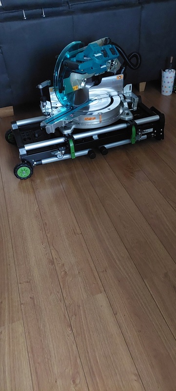 Afbeeldingslocatie: https://tweakers.net/i/nxIPwqKb6PYwki0J2ar6BloCvcY=/x800/filters:strip_icc():strip_exif()/f/image/UFucuRS6TmTrCBVe7nIOCYpZ.jpg?f=fotoalbum_large