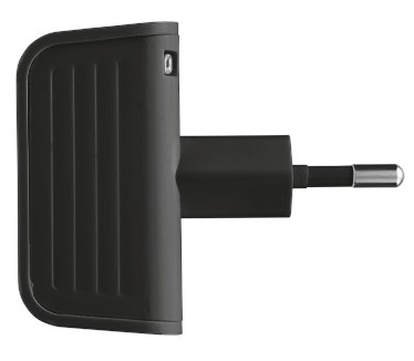Trust Wall Charger with USB port - 12W