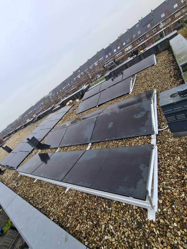 Afbeeldingslocatie: https://tweakers.net/i/o5ee4yW1fpSE-tXlavZUetOK-a4=/x800/filters:strip_icc():strip_exif()/f/image/dvZTIdO4gGnGNPsazrLqxHPK.jpg?f=fotoalbum_large