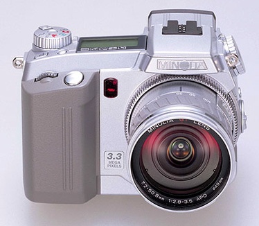 Minolta Dimage 5 (voorkant)