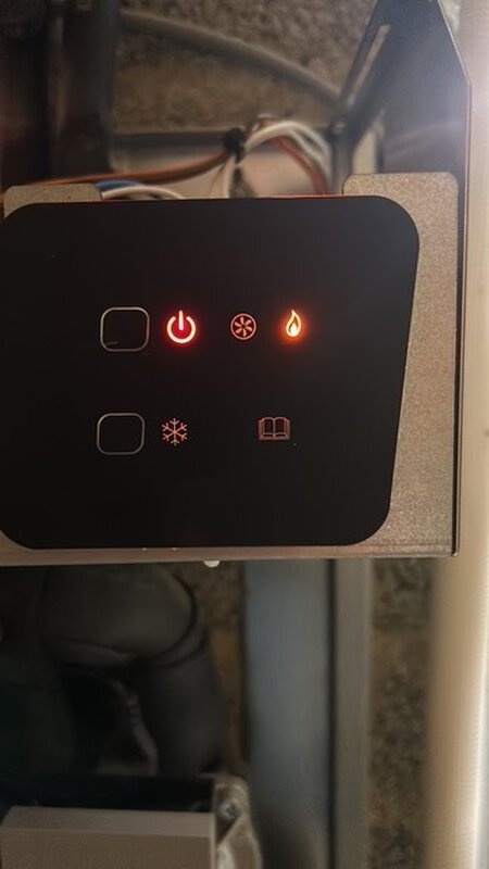 Afbeeldingslocatie: https://tweakers.net/i/o6fqiEWNbLbw7LFE9tEuTCnxBoE=/fit-in/4920x3264/filters:max_bytes(3145728):no_upscale():strip_icc():strip_exif()/f/image/hzKoMZGhjRiP48NkIHXyUFOw.jpg?f=user_large