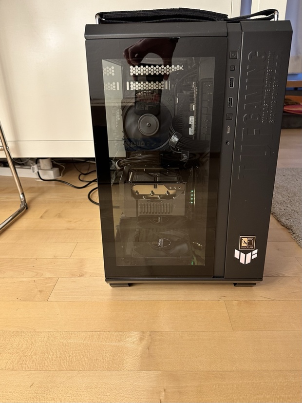 https://tweakers.net/i/o78NkbKVfOaRWFQl7lgZxbOKla8=/620x/filters:strip_icc():strip_exif()/m/177742/1PBf0AwBL2OOe7LNvxKa0J0fkZnWytTEK7CvlG5JWhrKsE1xj1.jpeg?f=620xauto