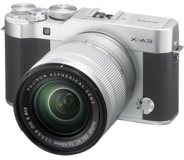 Fujifilm X-A3 + XC 16-50mm f/3.5-5.6 OIS Zwart