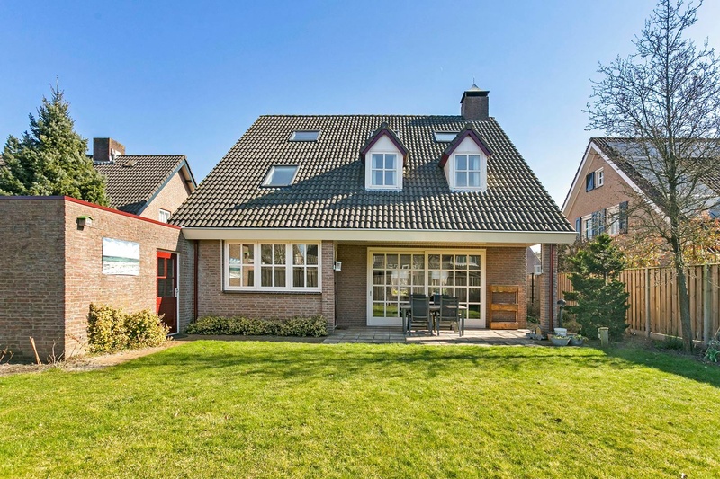 Afbeeldingslocatie: https://tweakers.net/i/oCe5lpUt4eRbhf3pXQW4sO9ZTLE=/800x/filters:strip_icc():strip_exif()/f/image/CrDSSJEomTuV3Io50voPVts5.jpg?f=fotoalbum_large