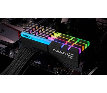 G.Skill F4-3600C16Q-64GTZRC
