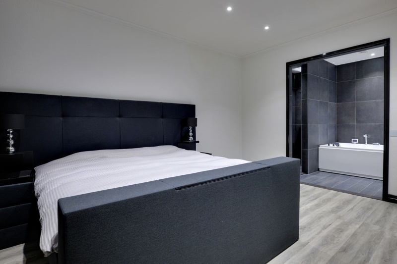 Afbeeldingslocatie: https://tweakers.net/i/oFPMgiNCm0UcoGa-3aUHYBFGfJI=/full-fit-in/4920x3264/filters:max_bytes(3145728):no_upscale():strip_icc():fill(white):strip_exif()/f/image/f62IOdOB8vWPavj55dzO2eah.jpg?f=user_large