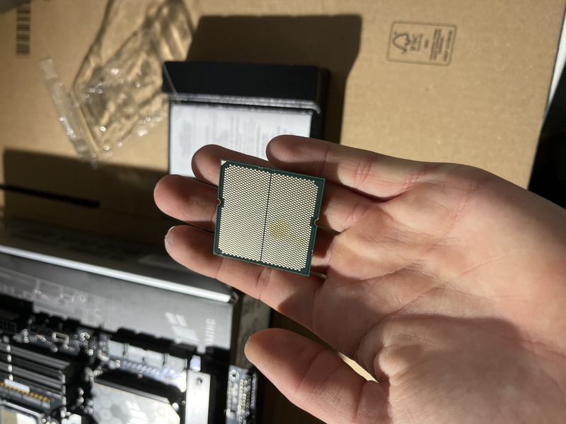 Afbeeldingslocatie: https://tweakers.net/i/oFRix85_GPhxFDDyny9EMRSFcmk=/800x/filters:strip_icc():strip_exif()/f/image/jyaa7JVFUGOIu6950EIp6bZg.jpg?f=fotoalbum_large