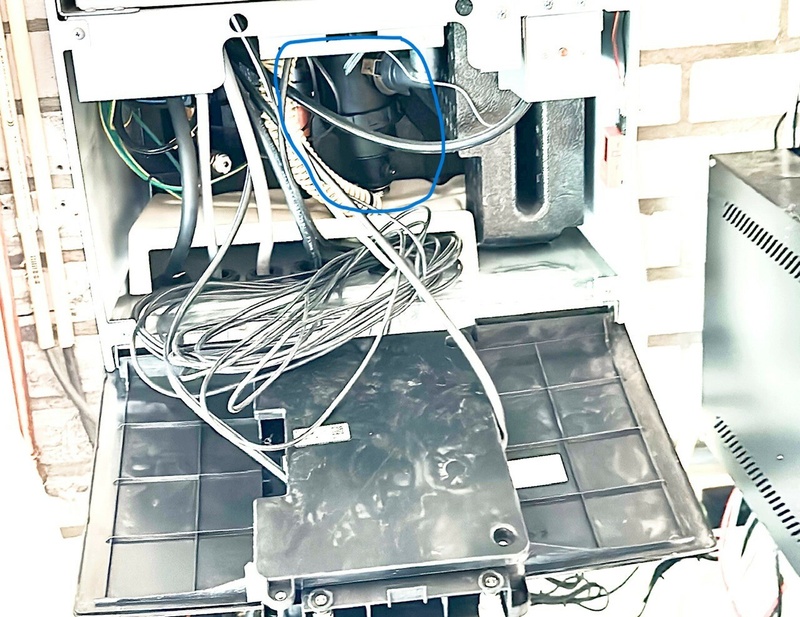 Afbeeldingslocatie: https://tweakers.net/i/oFo4-BFewx9PLB9FF6enPbwfiU8=/800x/filters:strip_icc():strip_exif()/f/image/6mVp81EHqSVSQSmCqDPI8AnC.jpg?f=fotoalbum_large