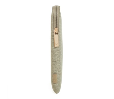Incase CL60676