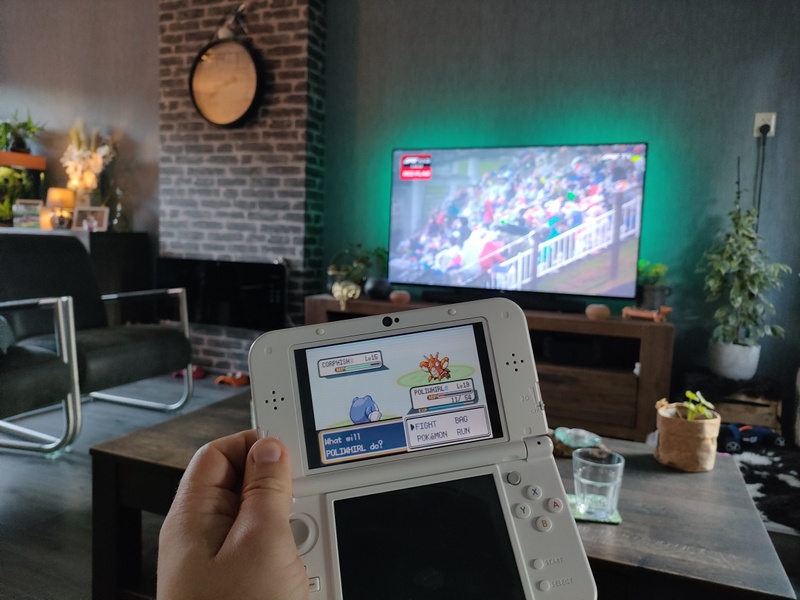 Afbeeldingslocatie: https://tweakers.net/i/oHuSQ7ub9Tz-2Wbxpymsu79KEwo=/800x/filters:strip_icc():strip_exif()/f/image/D0zELDqmzNfL61FkJVmLCVdk.jpg?f=fotoalbum_large