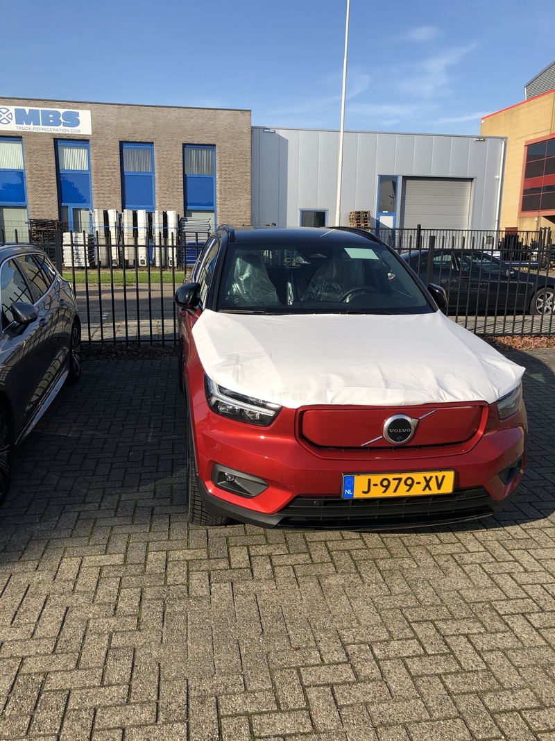 Afbeeldingslocatie: https://tweakers.net/i/oPs5hW5HUFiq0ND3VzXk-h8Lq-c=/800x/filters:strip_icc():strip_exif()/f/image/wZI9aJUhXaY5u0GJLN9C4b6n.jpg?f=fotoalbum_large