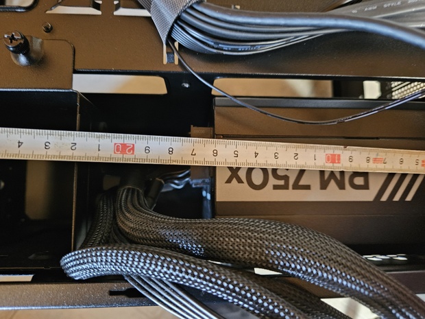 Afbeeldingslocatie: https://tweakers.net/i/oXlmx4Ak-mScam9z7CffjIRKHpQ=/620x/filters:strip_icc():strip_exif()/m/556239/1U9bXFL5WPv6ABFJ0HzMj40cUZ4sSJOLA0RwGg756a1zovmKua.jpeg?f=620xauto