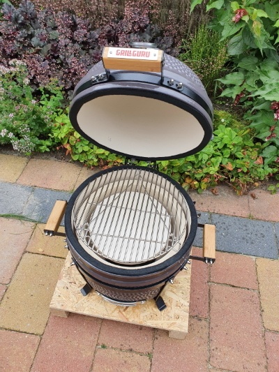 Afbeeldingslocatie: https://tweakers.net/i/oXwvg8JrG884LX0A3E2mgJoXI3k=/full-fit-in/4920x3264/filters:max_bytes(3145728):no_upscale():strip_icc():fill(white):strip_exif()/f/image/4tHiqE1kTybqU4iwSzp1rJIf.jpg?f=user_large