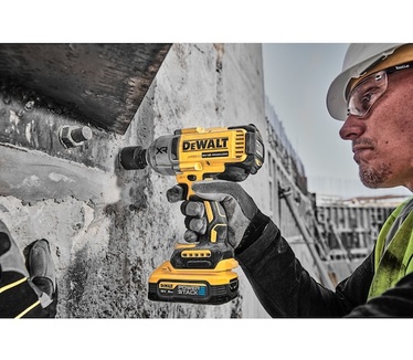 DeWalt DCF900H2T-QW