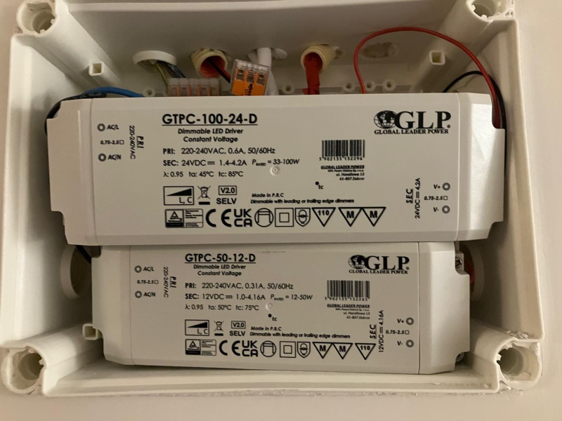 Afbeeldingslocatie: https://tweakers.net/i/oa8sf5mV7JXy3D8tjd4M7LDQYrE=/800x/filters:strip_icc():strip_exif()/f/image/RlIfKzcmsuQZgZutiJHXWQ4M.jpg?f=fotoalbum_large