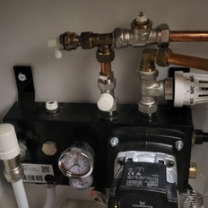 Afbeeldingslocatie: https://tweakers.net/i/obF4bK0EvJ5VFbBlYUVndld4Omo=/232x232/filters:strip_icc():strip_exif()/f/image/7Nm9tnv4C5iA5GLbktTwHSOW.jpg?f=fotoalbum_tile