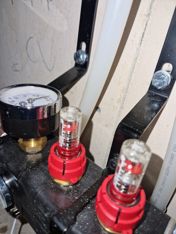 Afbeeldingslocatie: https://tweakers.net/i/ocQuXbcwvCquHVsuT5lGwbi_Vso=/x800/filters:strip_icc():strip_exif()/f/image/7GrXwk0Wbuk3NblC9RlqGeju.jpg?f=fotoalbum_large