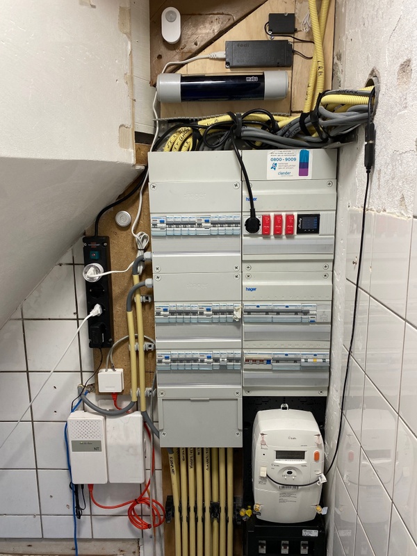 Afbeeldingslocatie: https://tweakers.net/i/ok-AmcNasZQQuqkcKatilkjcI_g=/x800/filters:strip_icc():strip_exif()/f/image/Mghi6SLfUmR9AUfOETwPnK5d.jpg?f=fotoalbum_large