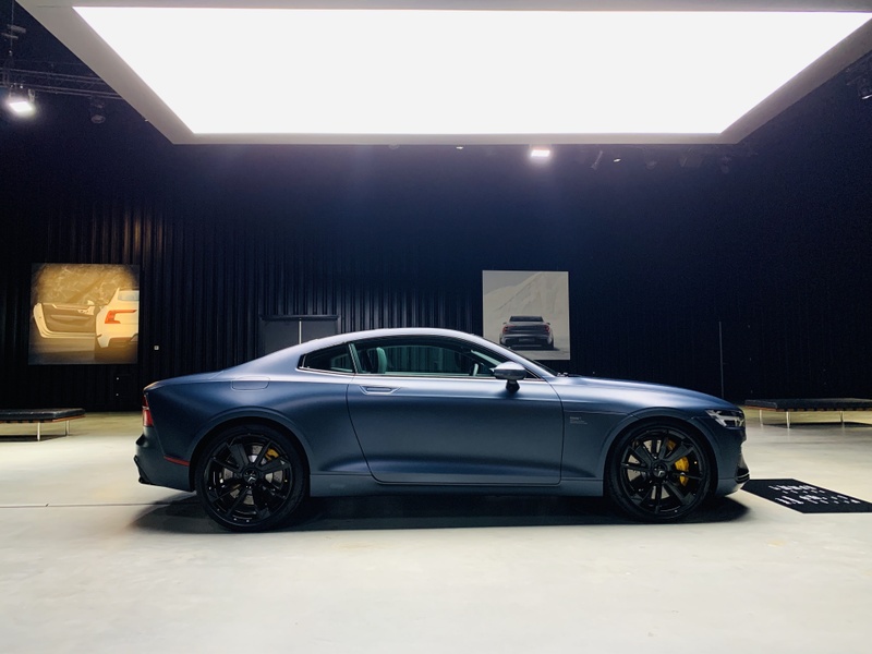 Afbeeldingslocatie: https://tweakers.net/i/opPDD22x0X46oX6x3Utb0bq4cN8=/800x/filters:strip_icc():strip_exif()/f/image/y2qJLeQT5CxCPiavE8olri1L.jpg?f=fotoalbum_large