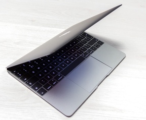 Apple MacBook (2016)