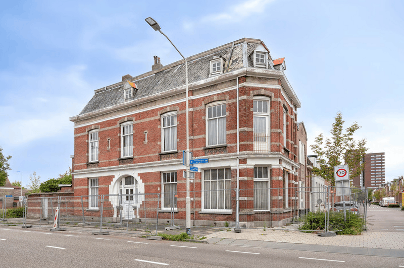 Afbeeldingslocatie: https://tweakers.net/i/oxF9mw00CMTboOoFR6D-2pdMkt0=/800x/filters:strip_exif()/f/image/fCamBzR3YyxsDyxlE3bhsIT8.png?f=fotoalbum_large