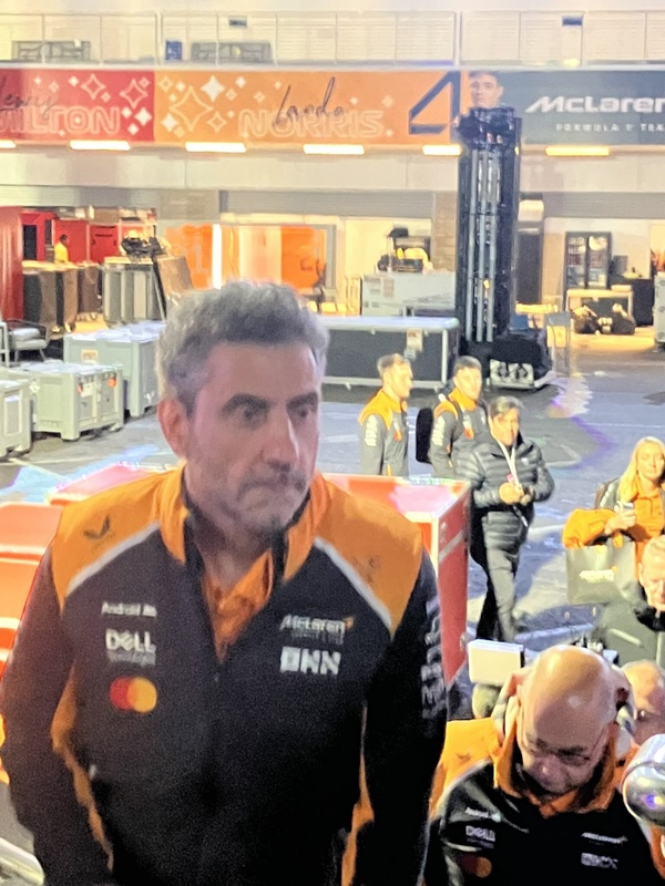 Afbeeldingslocatie: https://tweakers.net/i/oxHgC7woViSyAcVimWRtTFMgxeA=/x800/filters:strip_icc():strip_exif()/f/image/mbJNIkBaVI8NLkVFcceUJFvZ.jpg?f=fotoalbum_large