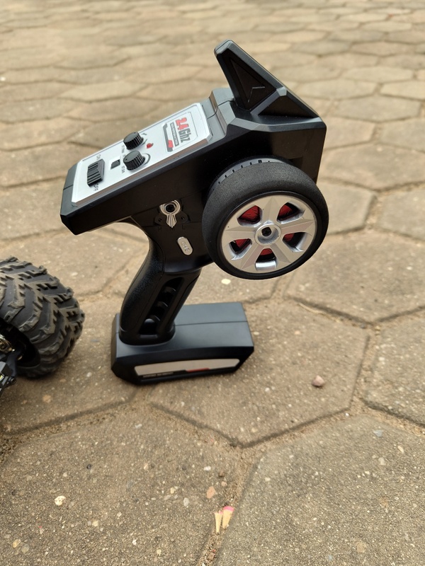 Afbeeldingslocatie: https://tweakers.net/i/p-n0oM8JABfNQL_eCQol_OBKCPE=/x800/filters:strip_icc():strip_exif()/f/image/booM27blQ3B7migJlsdyAE3e.jpg?f=fotoalbum_large