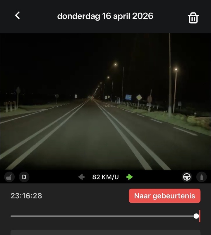 Afbeeldingslocatie: https://tweakers.net/i/p02A3KS3DkBJNLkOGr5L4JPNS48=/x800/filters:strip_icc():strip_exif()/f/image/1M20LTNGRFlM0aEjVx5YXDT4.jpg?f=fotoalbum_large