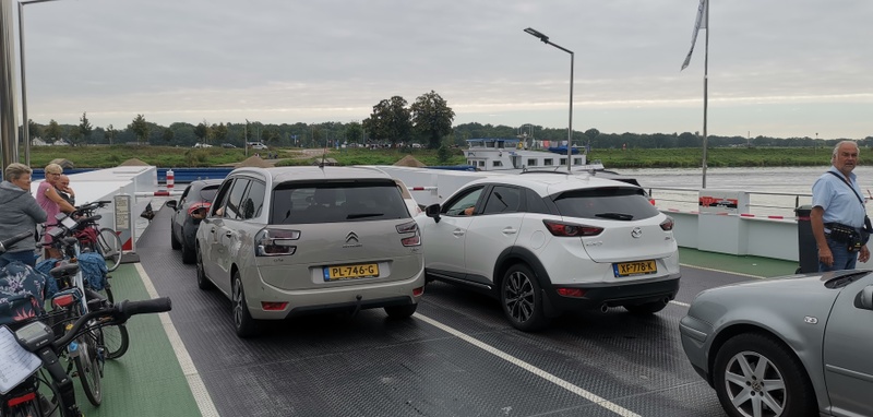 Afbeeldingslocatie: https://tweakers.net/i/p1fh4k6X7bxRIAQlF3s136i9a3A=/800x/filters:strip_icc():strip_exif()/f/image/XiWTB6qL6CG79Lbm5p2tMov6.jpg?f=fotoalbum_large