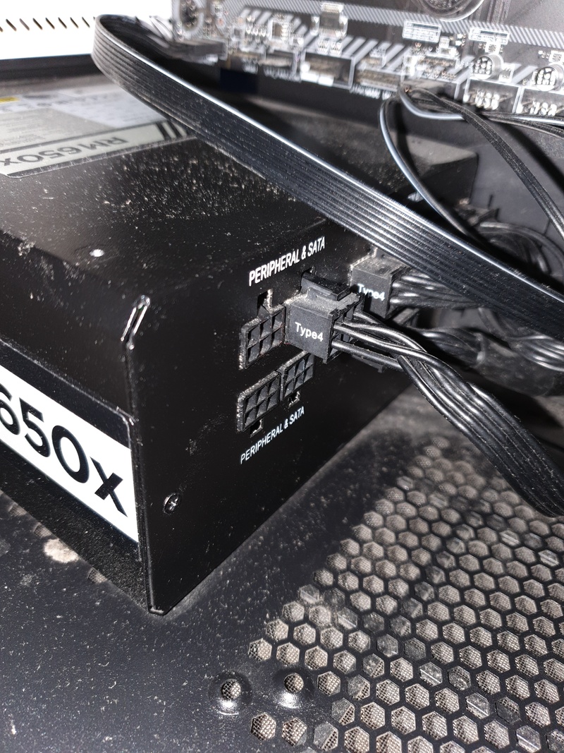 Afbeeldingslocatie: https://tweakers.net/i/p3KB0VhkBDJvEO5172PDGpcibH8=/800x/filters:strip_icc():strip_exif()/f/image/FtQGADkMg85TvDb7iVOP8Bi6.jpg?f=fotoalbum_large