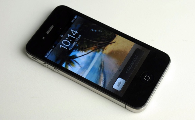 Apple iPhone 4
