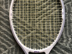 Wilson Avenger Midsize Graphite Composite Tennis Racquet