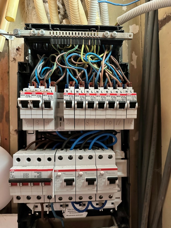 Afbeeldingslocatie: https://tweakers.net/i/p9XKnDJN8xWEShOChzkPneAIVYI=/x800/filters:strip_icc():strip_exif()/f/image/6oVpRgxqL2mhNTVxTLTsUB9f.jpg?f=fotoalbum_large