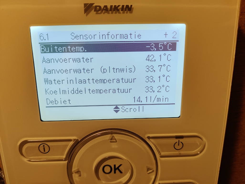 Afbeeldingslocatie: https://tweakers.net/i/p9qMd_As14gBrMfY4taO1JVk04M=/full-fit-in/4920x3264/filters:max_bytes(3145728):no_upscale():strip_icc():fill(white):strip_exif()/f/image/eHHToKXBmEd8vV5xOyDhasE8.jpg?f=user_large