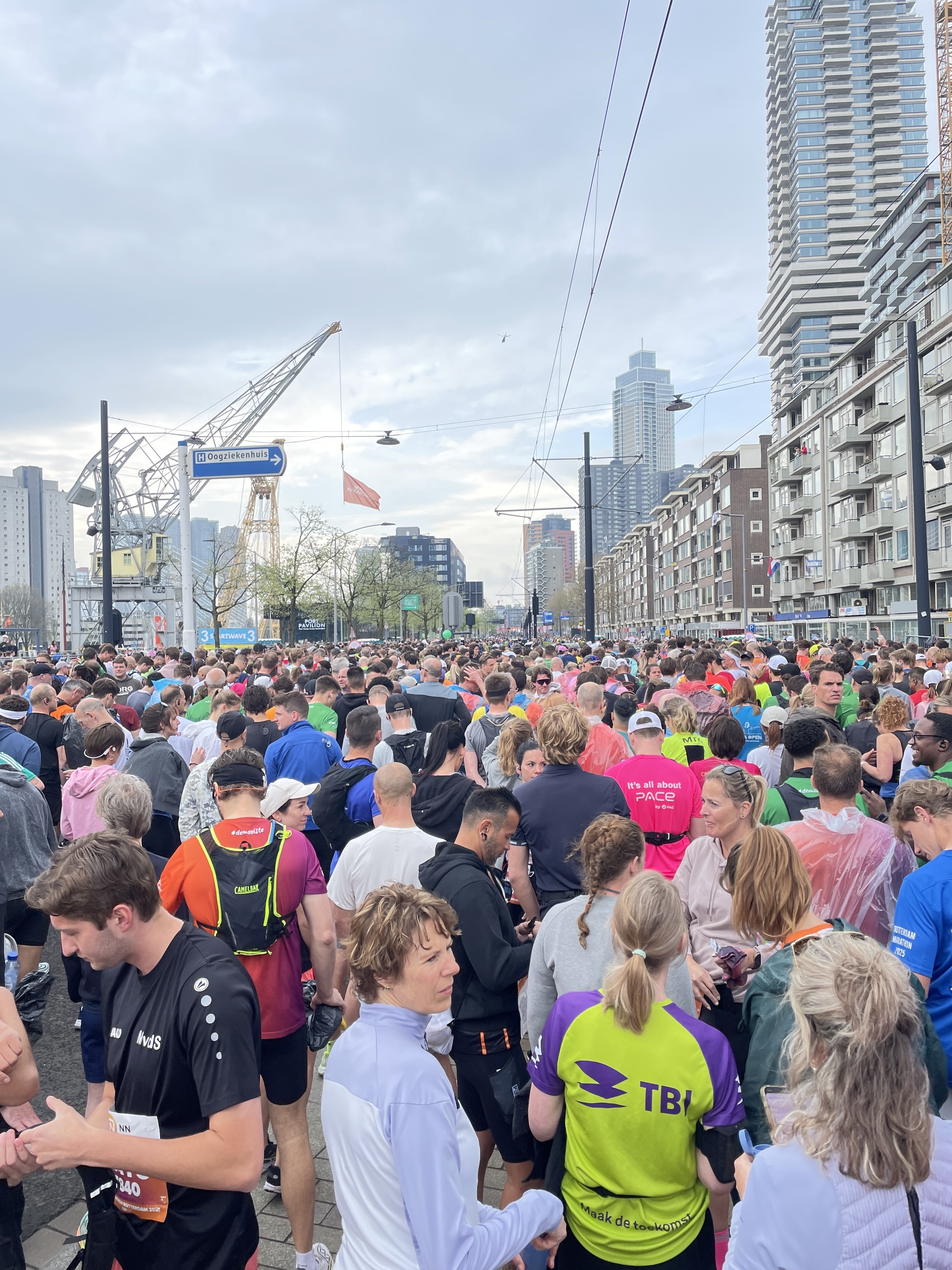 Afbeeldingslocatie: https://tweakers.net/i/pC04Q9o5tlVbWzGavn-GUP2Wl6s=/fit-in/4920x3264/filters:max_bytes(3145728):no_upscale():strip_icc():strip_exif()/f/image/hN6wNndOnw9JescarEIRoZhc.jpg?f=user_large