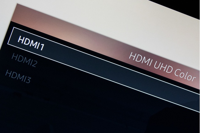 HDMI UHD Color