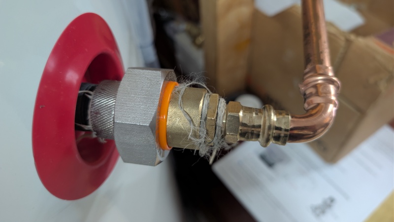 Afbeeldingslocatie: https://tweakers.net/i/pGx8fx2aifvOSQv0cLYqsi3N50Q=/800x/filters:strip_icc():strip_exif()/f/image/Ooz7OSrx96pEslVRPa4SpzLF.jpg?f=fotoalbum_large