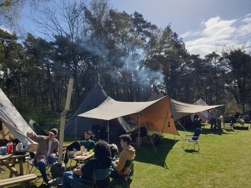 Afbeeldingslocatie: https://tweakers.net/i/pJH_JeQszS_4mBJOaTwat8uggmM=/800x/filters:strip_icc():strip_exif()/f/image/q3zGuERBQ8rAoC1jJeVItagD.jpg?f=fotoalbum_large