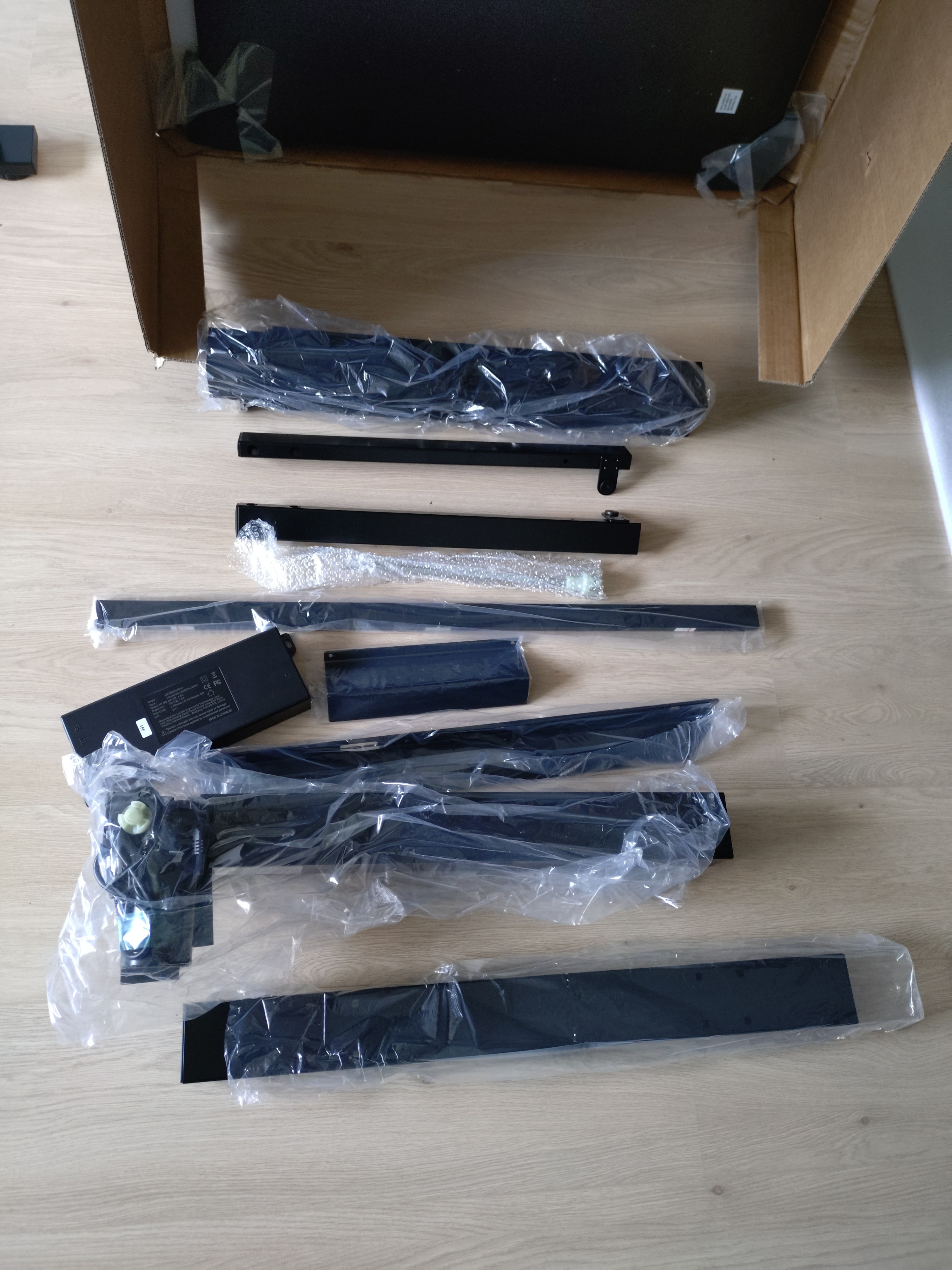 Afbeeldingslocatie: https://tweakers.net/i/pL3Io2EDugGD-ifp-sWw-PFpAOs=/m/57096/1Wghf2it3tqvjiMyhN8HLjOhutSo2JK0fm8AUGQkYAwSpz9Kmt.jpeg